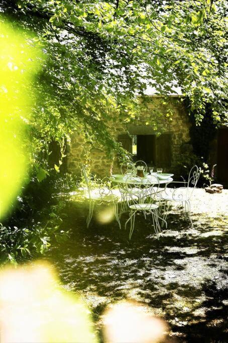 Relax With Art And Nature Mellionnec Exteriér fotografie